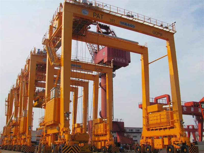 門(mén)式起重機(jī)